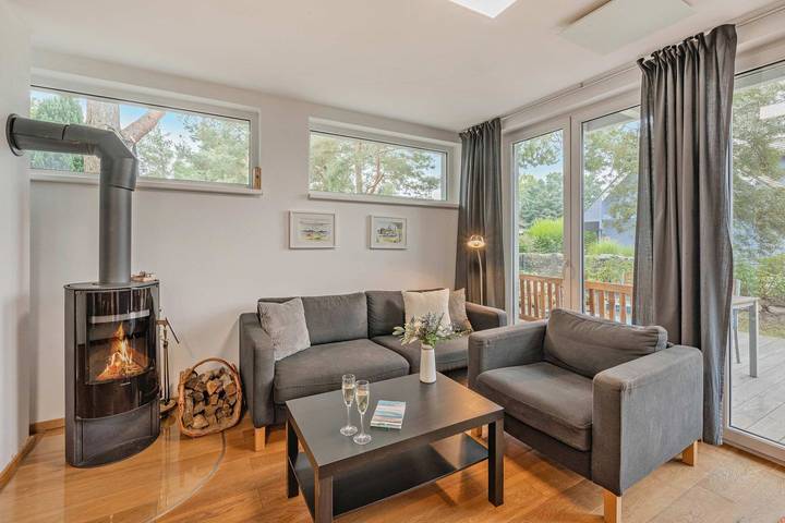 Ferienhaus für 6 Personen, mit Balkon und Terrasse sowie Seeblick und Ausblick in Rankwitz - 2