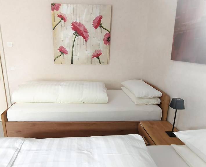 Ferienwohnung für 2 Personen, mit Terrasse und Garten sowie Ausblick in Warstein - 2