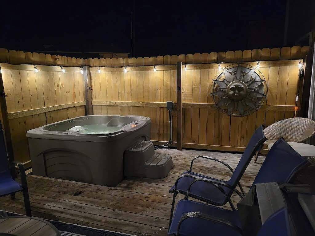 * On the Wine Trail * Hot Tub * Wi-Fi * in Alto Pass, Union County (IL)
