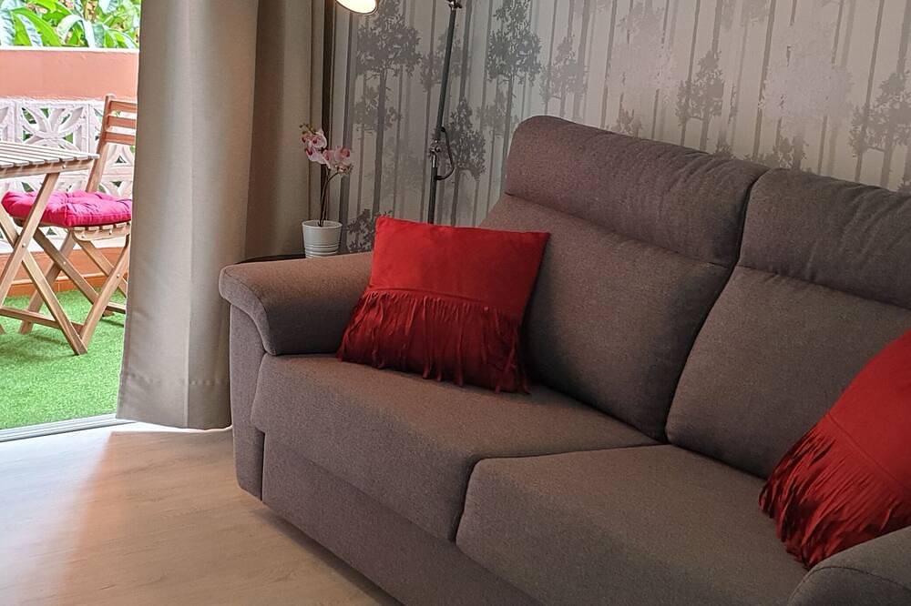 Appartement entier, Studio central neuf à 200 m. de la plage in Playa Jardin, Puerto de la Cruz