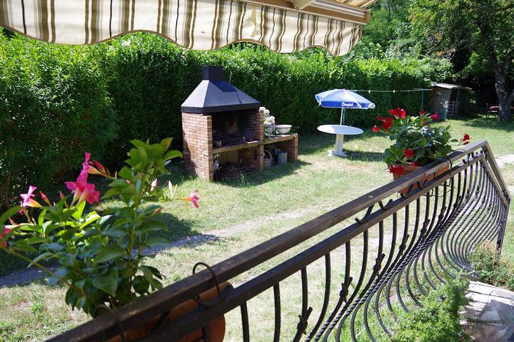 Gîte pour 8 personnes, avec terrasse et jardin, animaux acceptés dans l' Ariège - 3