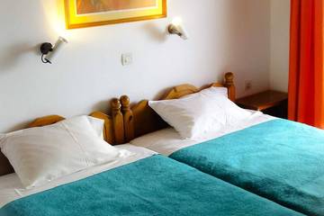 Apartment for 5 People in Agios Gordios, Corfu, Photo 1
