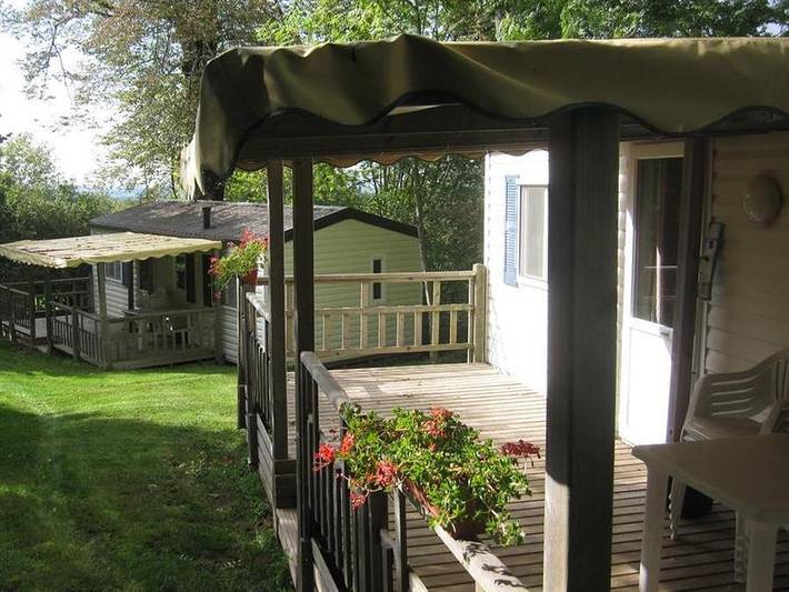 Camping Clos de Banes - Mobilheim 6 personen - Mobilheim hoch in Graissac, Argences en Aubrac