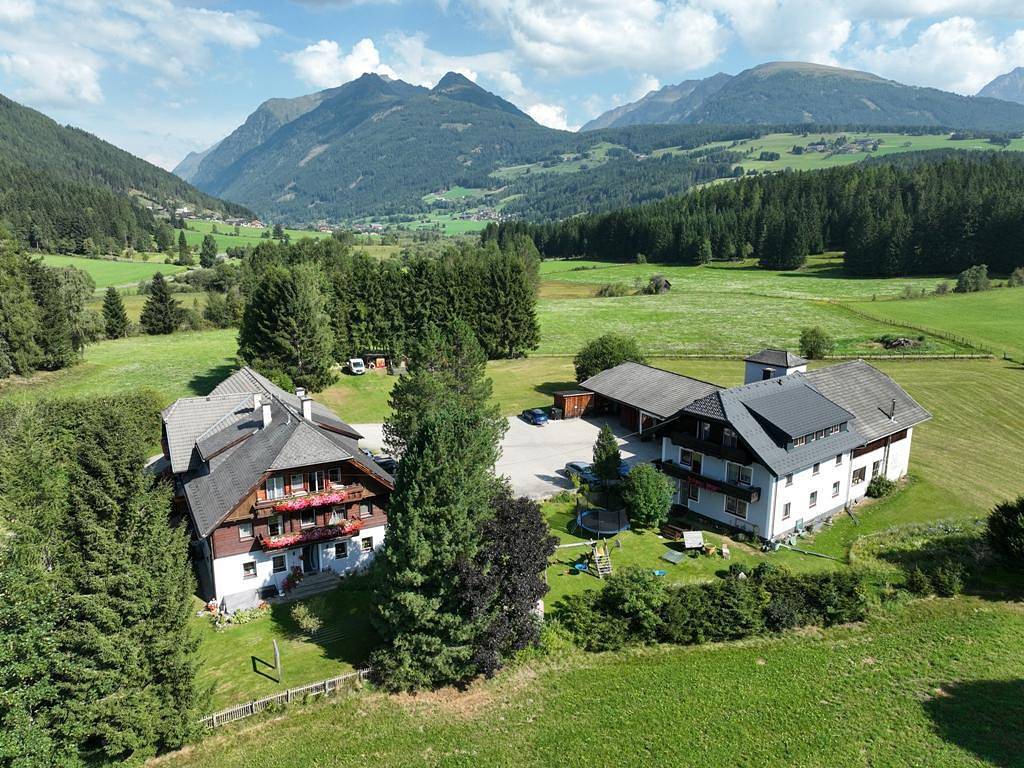Apartamento vacacional entero, Gästehaus Eßl in Mariapfarr, Distrito de Tamsweg