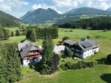 Ferienwohnung für 4 Personen, mit Terrasse und Garten, mit Haustier im Lungau