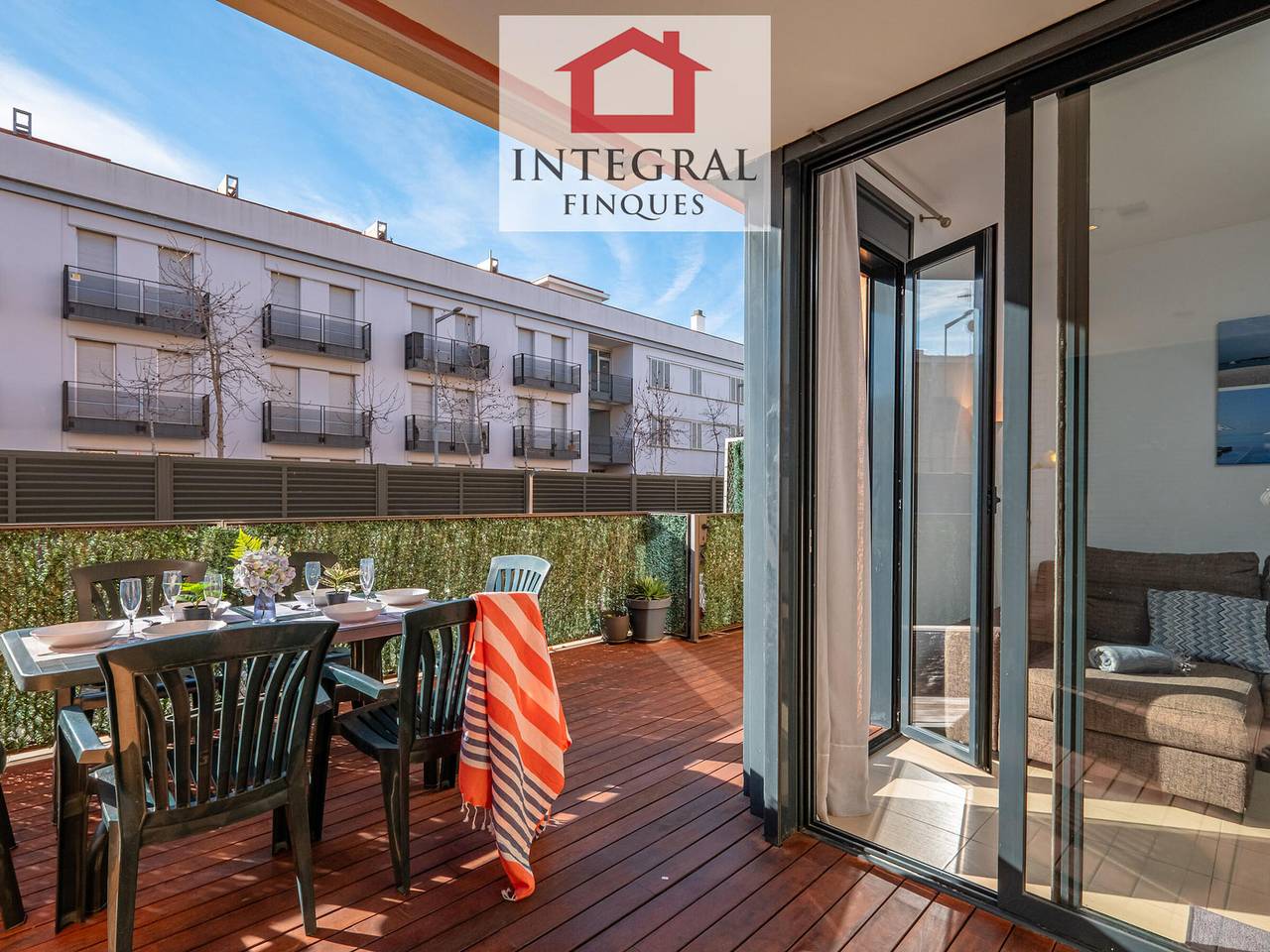 Entire apartment, Charming apartment in Palamós, 50m to beach, air conditioning in Palamós, Costa Brava