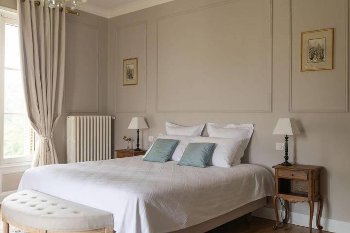 Chambre d’hôte pour 2 personnes, avec jardin et vue ainsi que terrasse et piscine