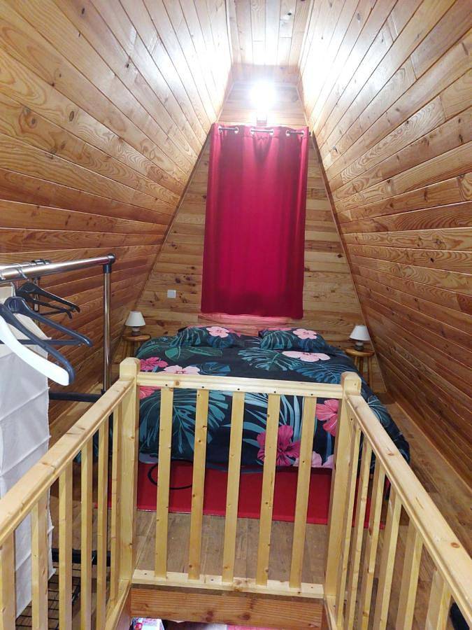 Gîte pour 4 personnes, avec jardin ainsi que piscine et vue, animaux acceptés à Sarlande - 4