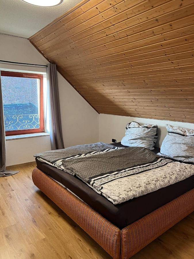 Geheel appartement, Three-Bedroom Apartment in Kempen, Niederrhein
