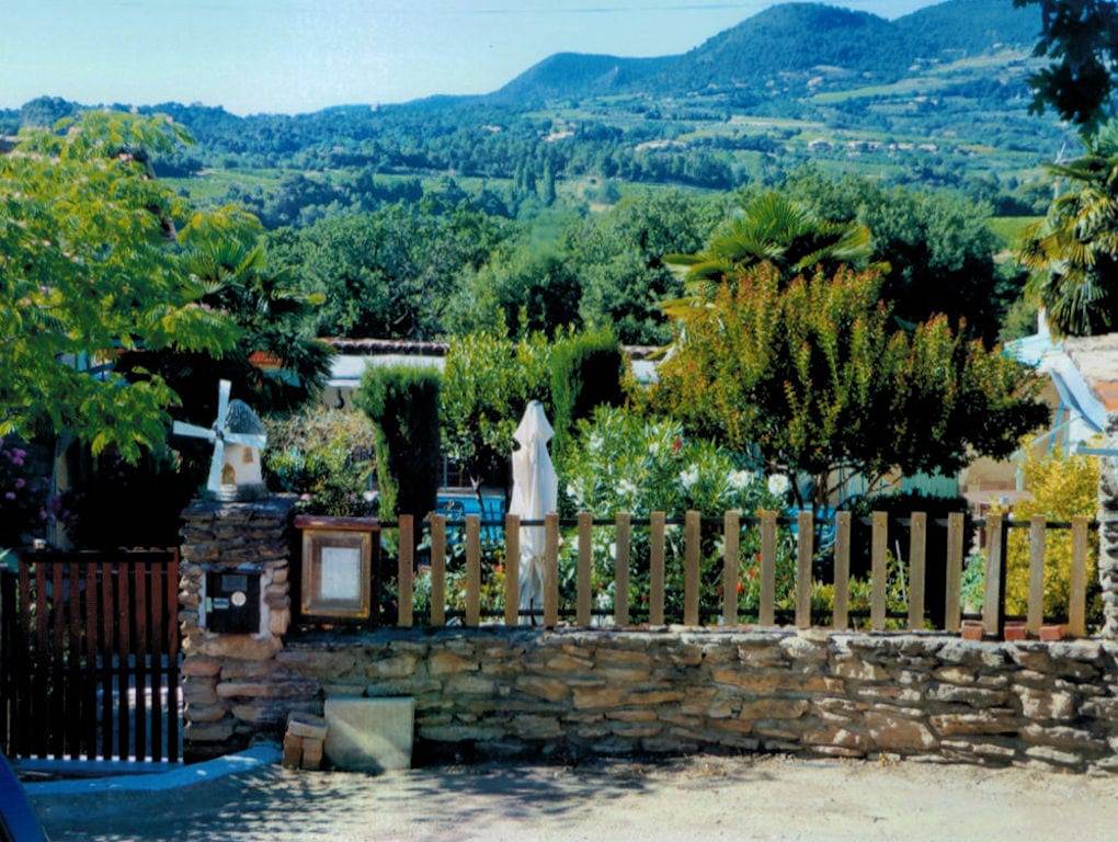 L'Oustaou des Vignes - Chambre La Piscine in Mollans-sur-Ouvèze, Région de nyons