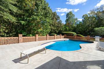 Vacation House for 16 Guests in Georgia, USA, Picture 2