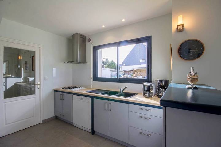 Gîte pour 6 personnes, avec jardin et terrasse dans Ilot De De Saint Cado - 4