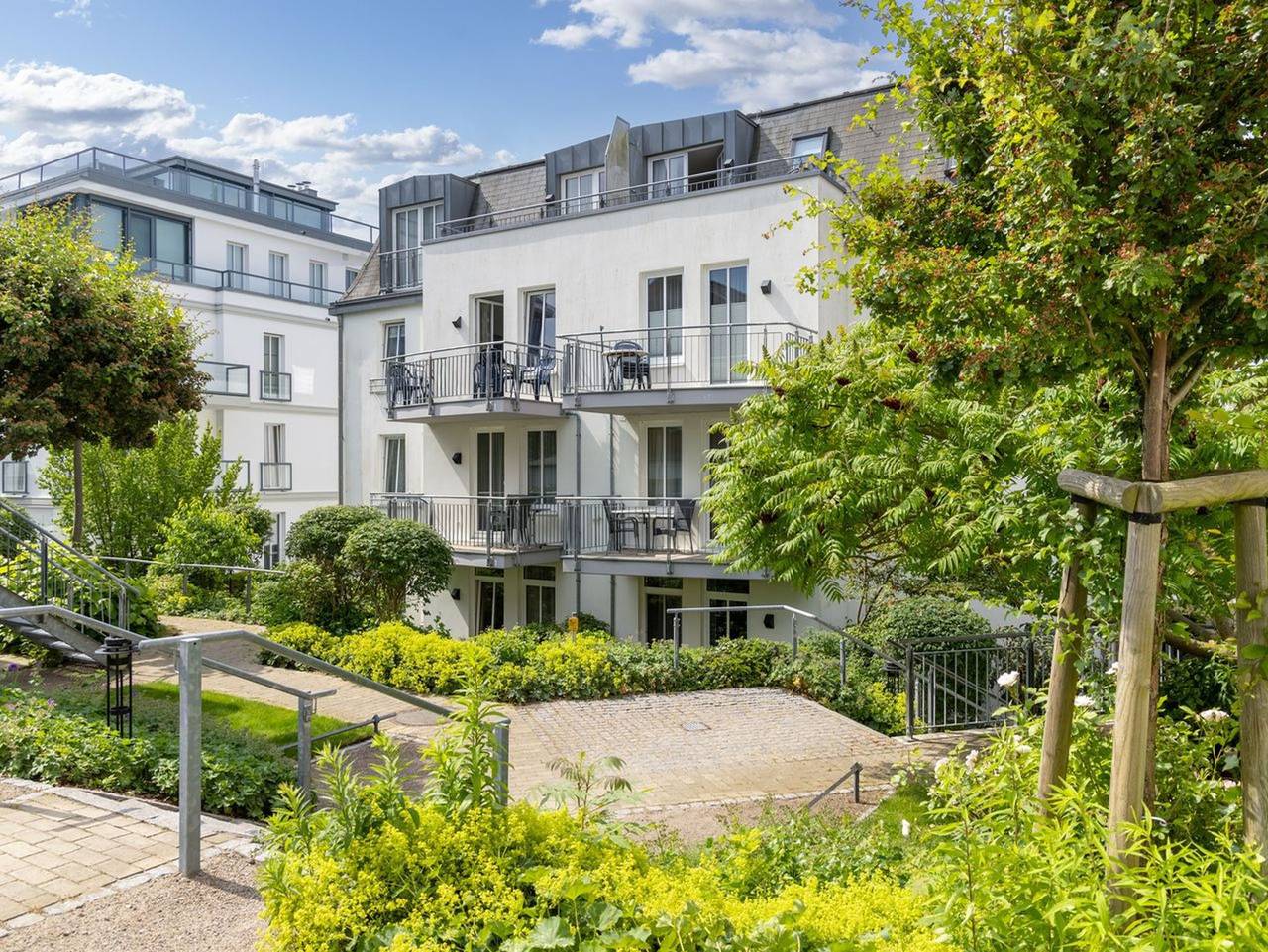 Ganze Ferienwohnung, Seehof - Hundefreundliche Ferienwohnung für zwei mit tollem Balkon und direktem Meerblick in Bansin, Heringsdorf