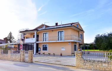 Ferienwohnung für 4 Personen, mit Garten in Savudrija