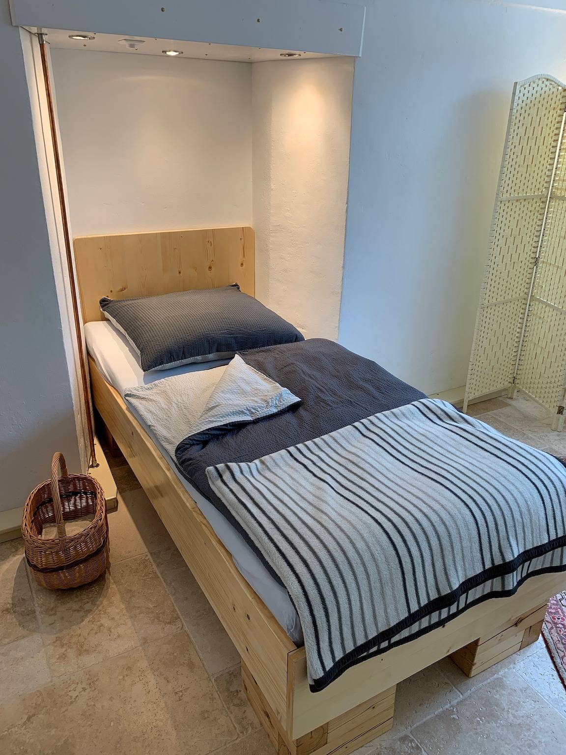 "Giordano Bruno" (Einzelzimmer, Pension an der Klosterpforte) in Steingaden, Bayerische Alpen