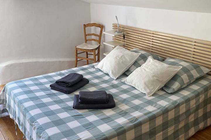 Gîte pour 4 personnes, avec terrasse et jardin, animaux acceptés à Roquevaire - 3