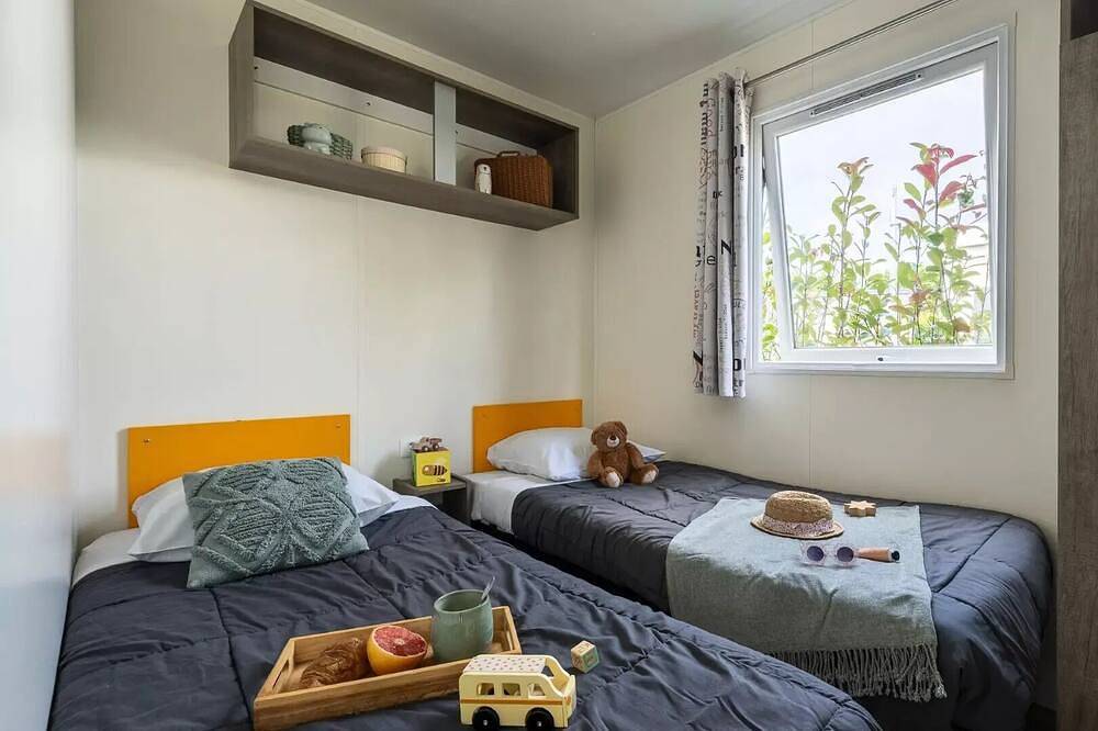Mobil Home Confort 3 Pièces 4/5 Personnes + Tv in Lannion, Ceinture Dorée