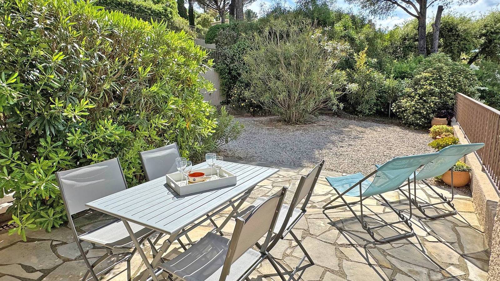 Vakantiewoning voor 4 Personen in Sainte-Maxime, Draguignan en omgeving