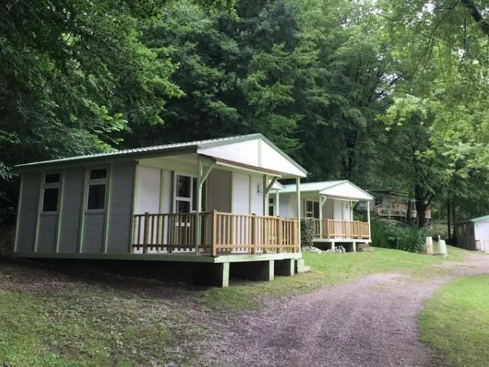 Camping für 4 Personen, mit Terrasse und Pool, mit Haustier - 1
