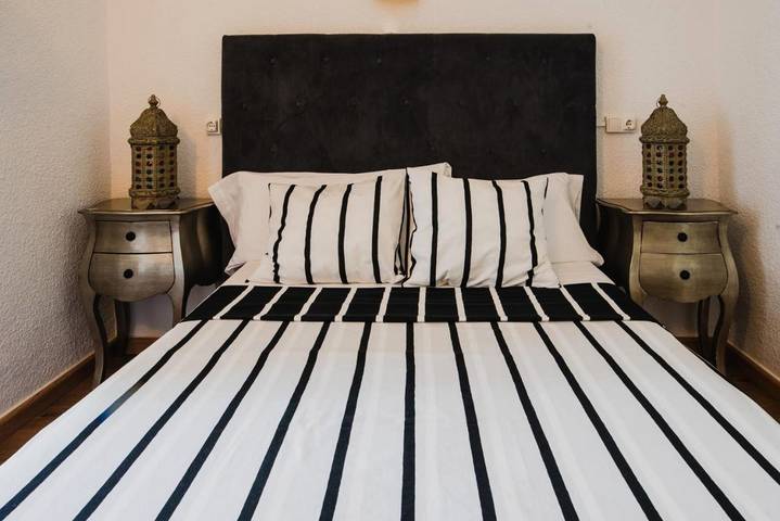 Chambre d’hôte pour 3 personnes, avec jardin et piscine à Santa Eulària des Riu - 4