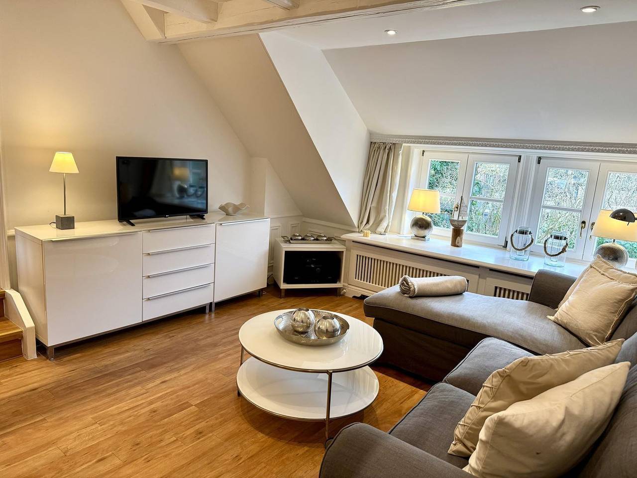 Ganze Wohnung, Charmantes 2-Zimmer App. mit Terrasse, Pkw-Stellplatz, Wlan. in Westerland, Sylt (Gemeinde)