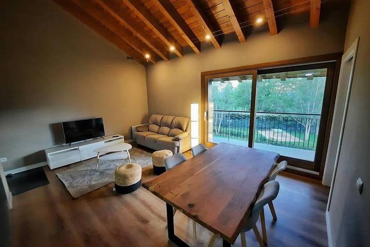 Gîte pour 6 personnes, avec terrasse et vue à Sainte-Léocadie - 3