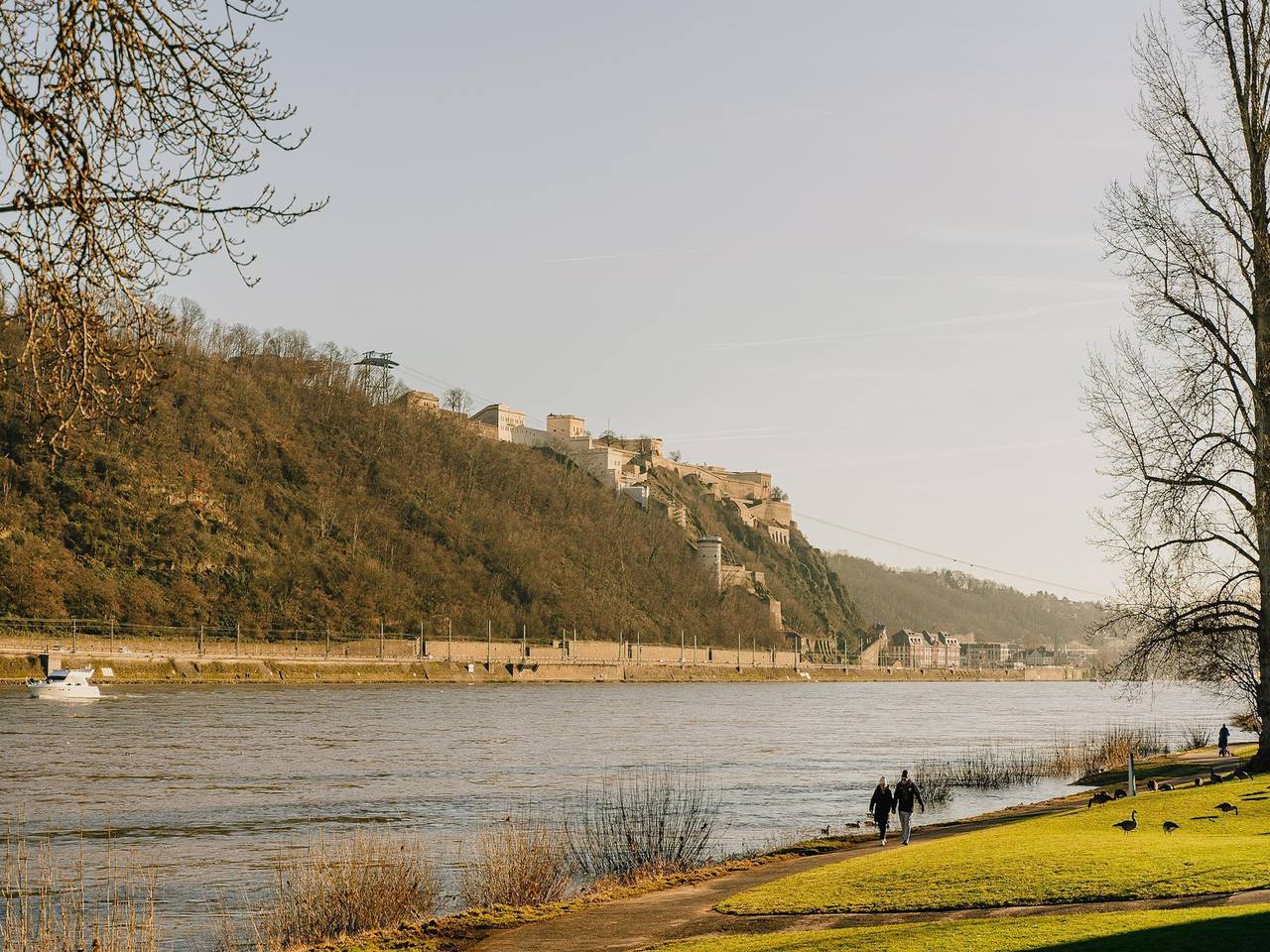 Geheel appartement, Appartement in Koblenz bij Deutsches Eck in Luetzel, Koblenz