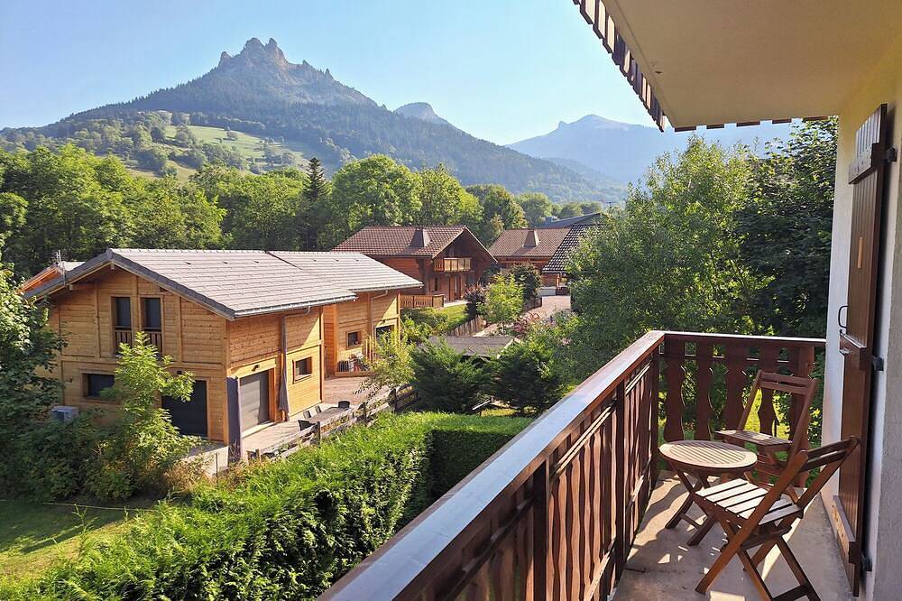 Ganze Wohnung, Beautiful mountain accommodation at 12 km from Lake Geneva in Bernex, Thonon-les-Bains und Umgebung