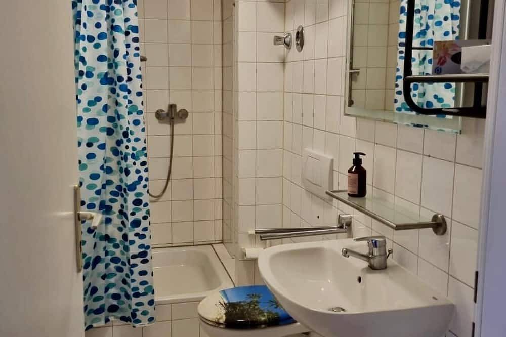 Ganze Wohnung, Liebevoll eingerichtete Ferienwohnung Dreierlei, 65qm in Wasserburg am Inn, Landkreis Rosenheim