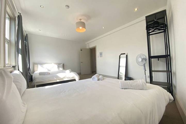 Villa für 16 Personen, mit Garten in London - 3