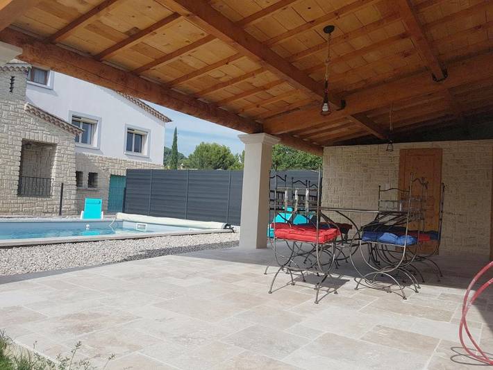 Location de vacances pour 8 personnes, avec jardin ainsi que piscine et vue à Beaumes-de-Venise - 3