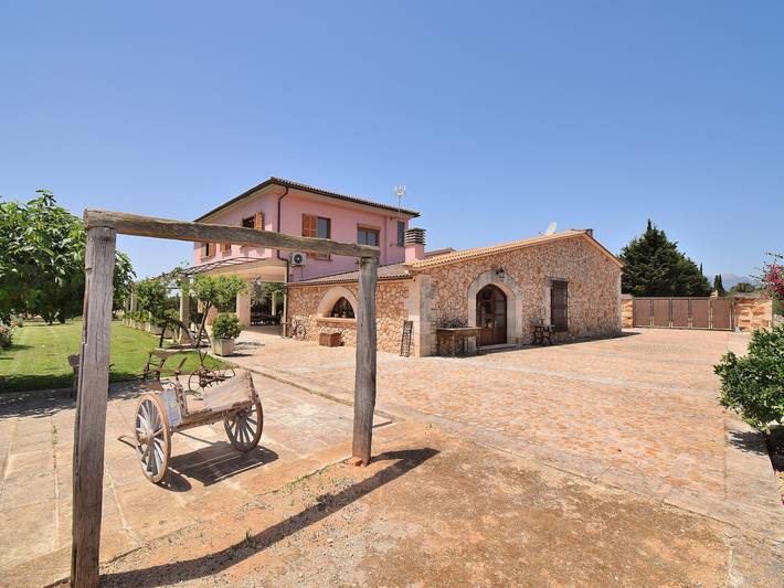Finca für 6 Personen, mit Terrasse und Garten in Muro - 4