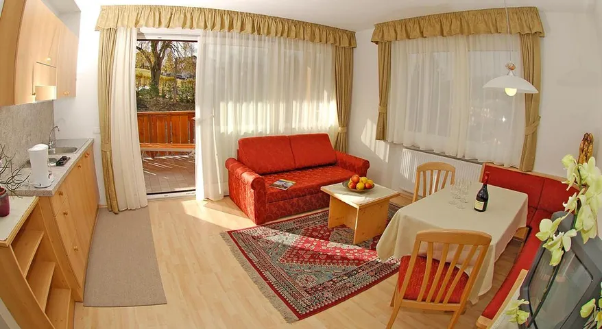 Apartamento de vacaciones para 2 personas, con terraza además de jardín y vistas - 1