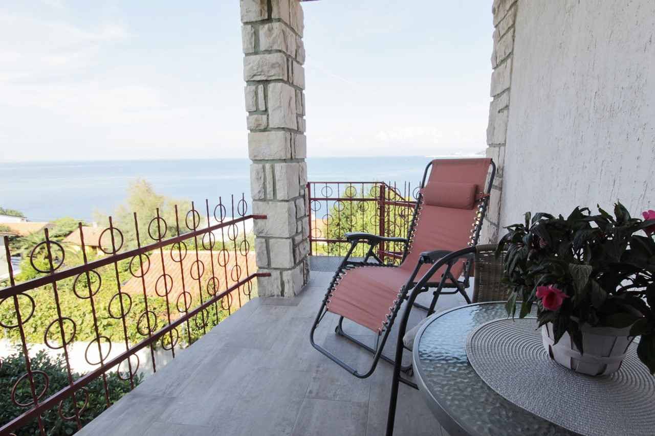 Ganze Ferienwohnung, Ferienwohnung mit Balkon und Meerblick in Crveni Vrh, Umag und Umgebung