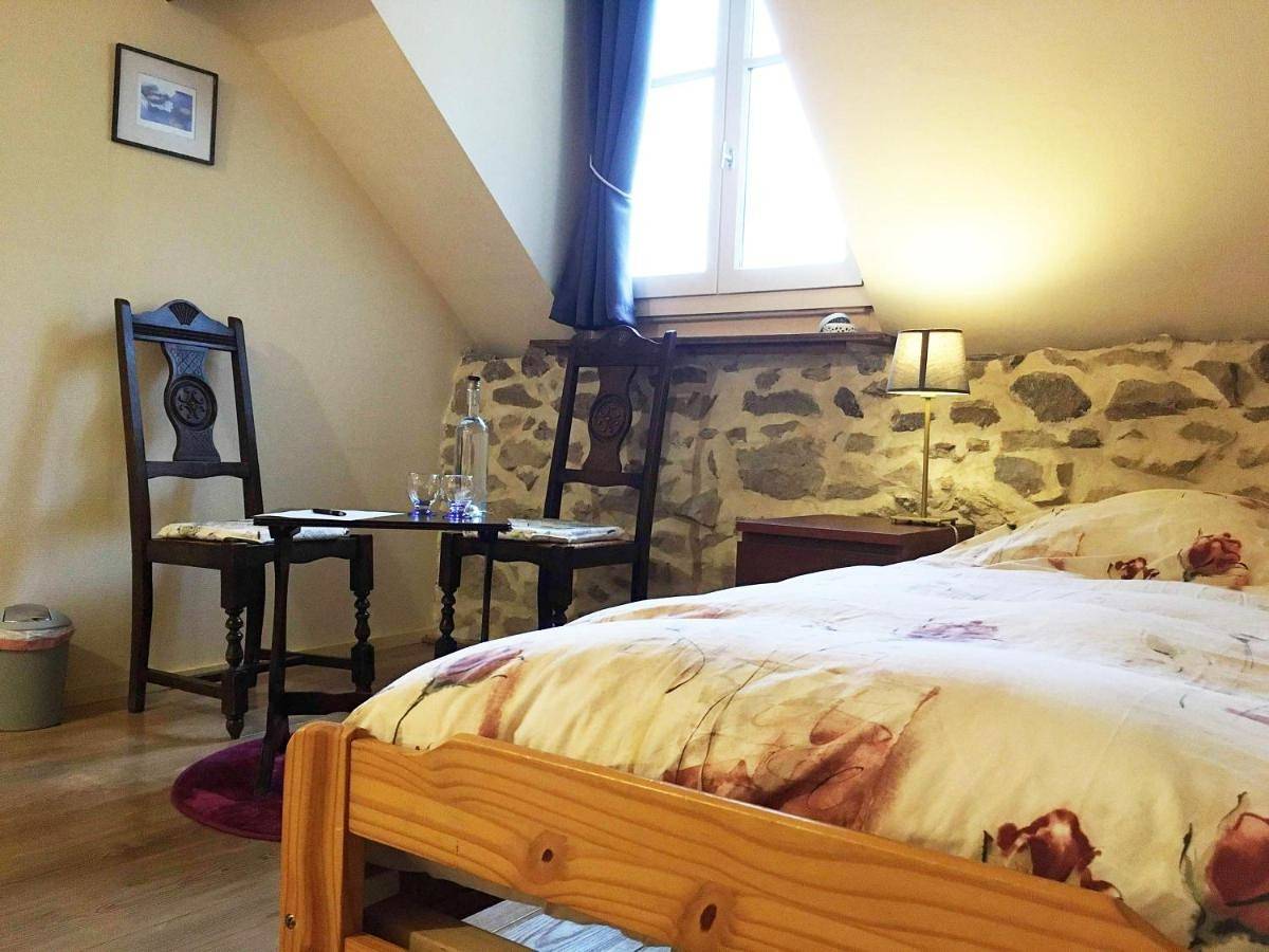 Chambre d’hôte pour 2 personnes avec jardin in Saint-Dizier-Masbaraud, Région de Guéret
