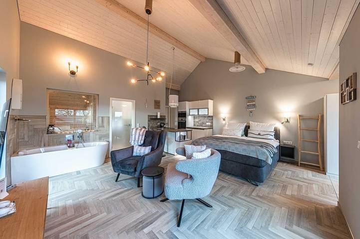 Ferienwohnung für 2 Personen, mit Balkon und Sauna in Sietow - 3