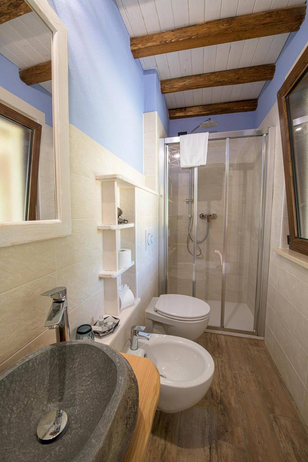 Españolencantador refugio en Alessandria con cama tamaño queen y piscina in Gavi, Provincia d'Alessandria