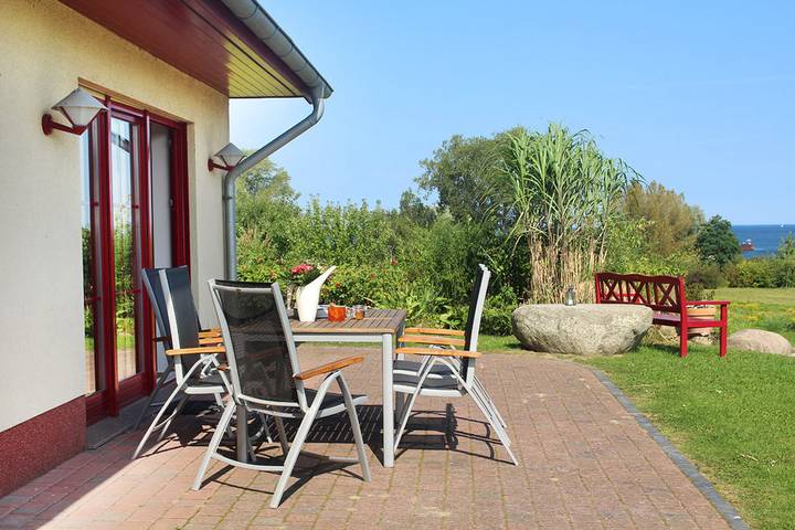 Ferienhaus für 6 Personen, mit Balkon und Terrasse sowie Garten und Sauna in Wohlenberg - 2