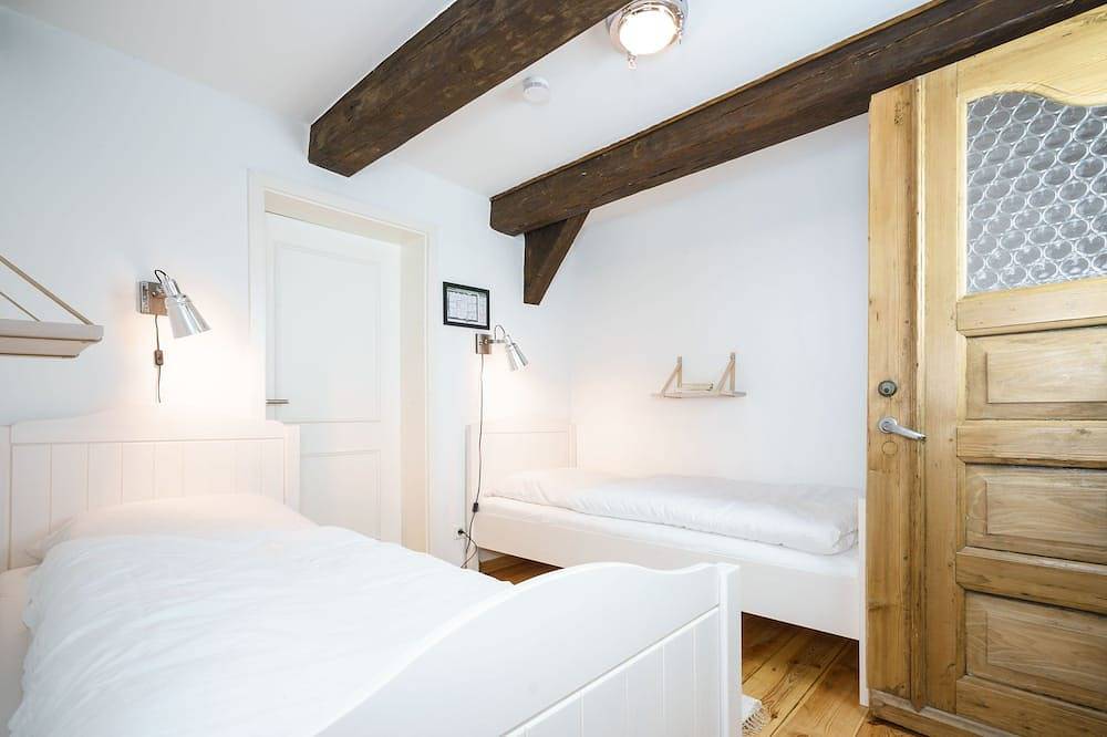 Ganze Wohnung, Ferienwohnung \"Haubarg Windschuur 7\" in Welt für 4 Personen in Welt, Eiderstedt