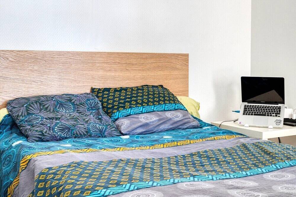 Entire apartment, Apartment-Private Bathroom in Étampes, Essonne