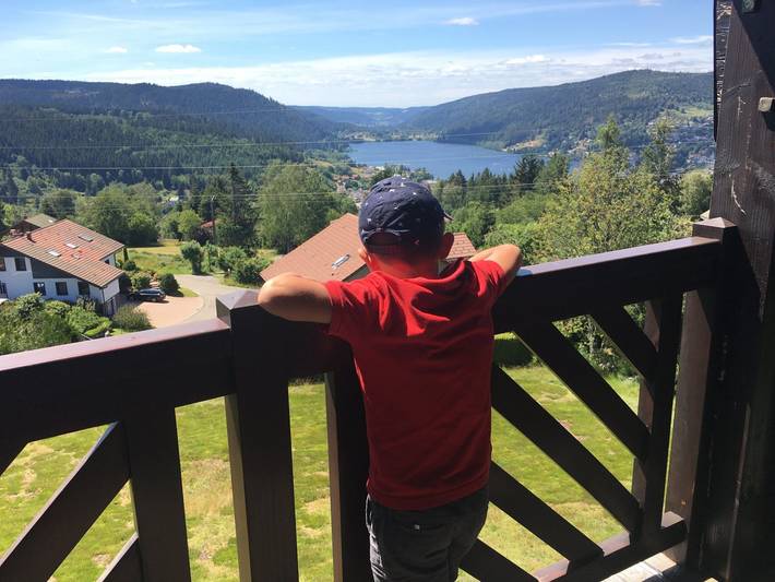 Gîte pour 5 personnes, avec vue sur le lac et terrasse - 1