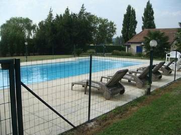 Gîte pour 6 personnes, avec piscine et jardin à Peyrehorade