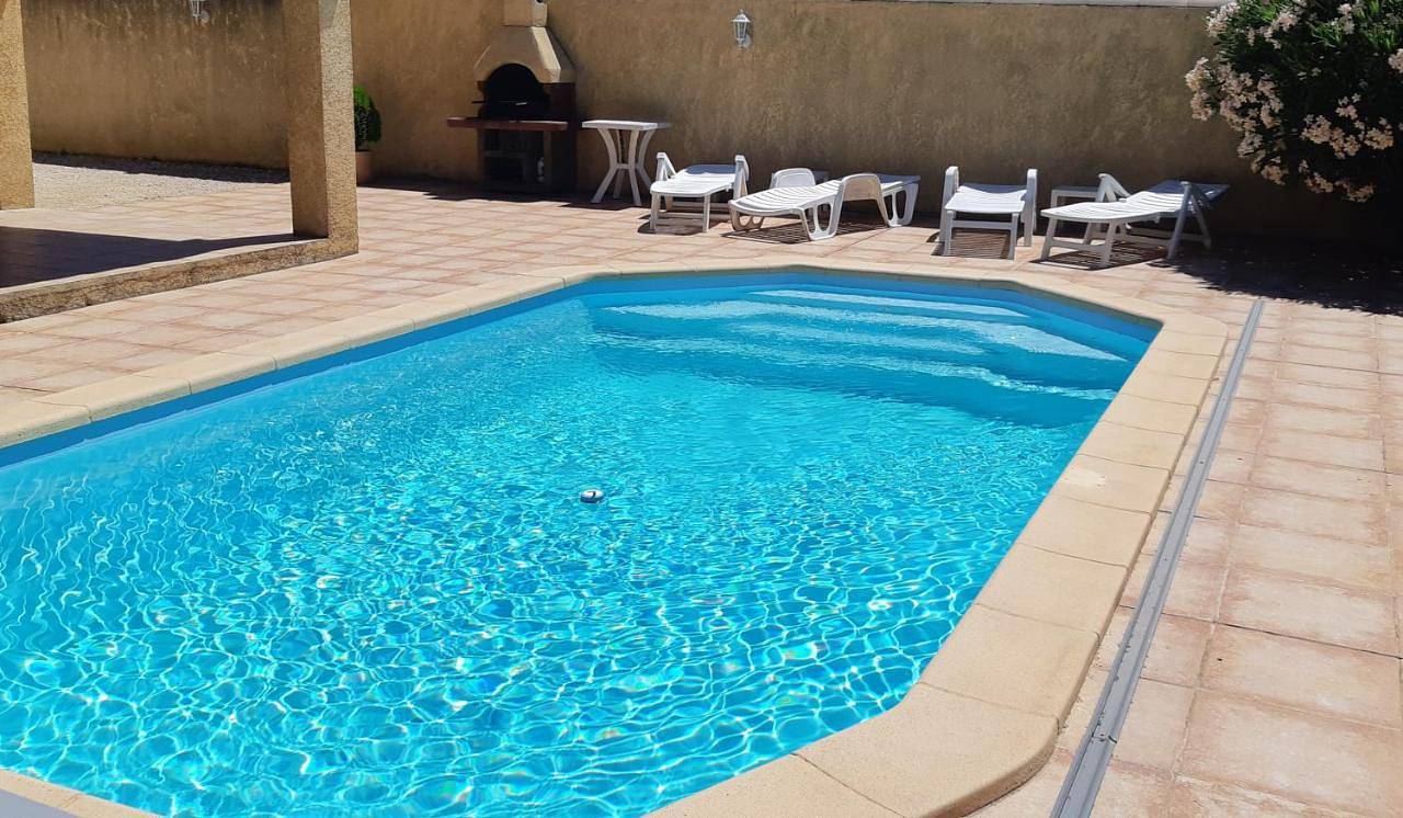 Chambre privée avec Piscine in Marseille, Parc national des Calanques