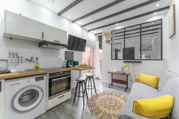 Gîte pour 2 personnes, avec terrasse à Décines-Charpieu