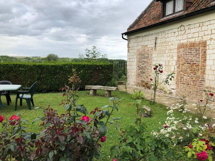 Gîte pour 8 personnes, avec Terrasse ainsi que Jardin et Vue dans Beaumerie-Saint-Martin