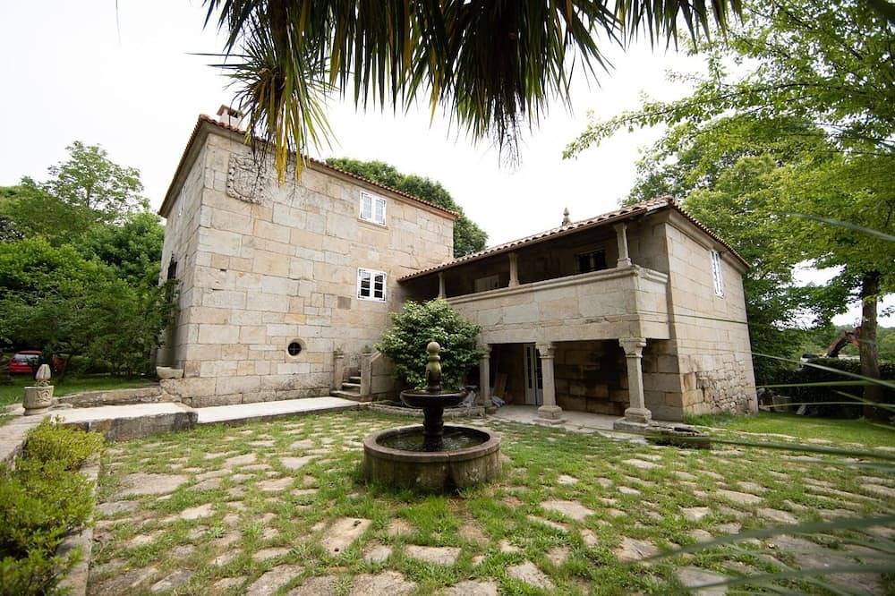 Pazo del Siglo Xvii en el Corazón de Galicia in Lalín, Province de Pontevedra