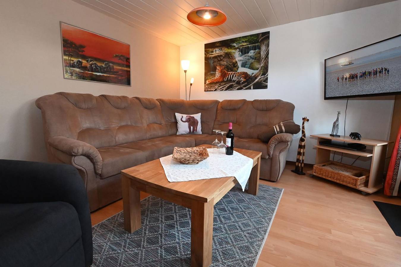 Ganze Ferienwohnung, Schöne Wohnung Karin 01 mit Balkon in West Lage  in Büsum in Hauptstrand Büsum, Dithmarschen