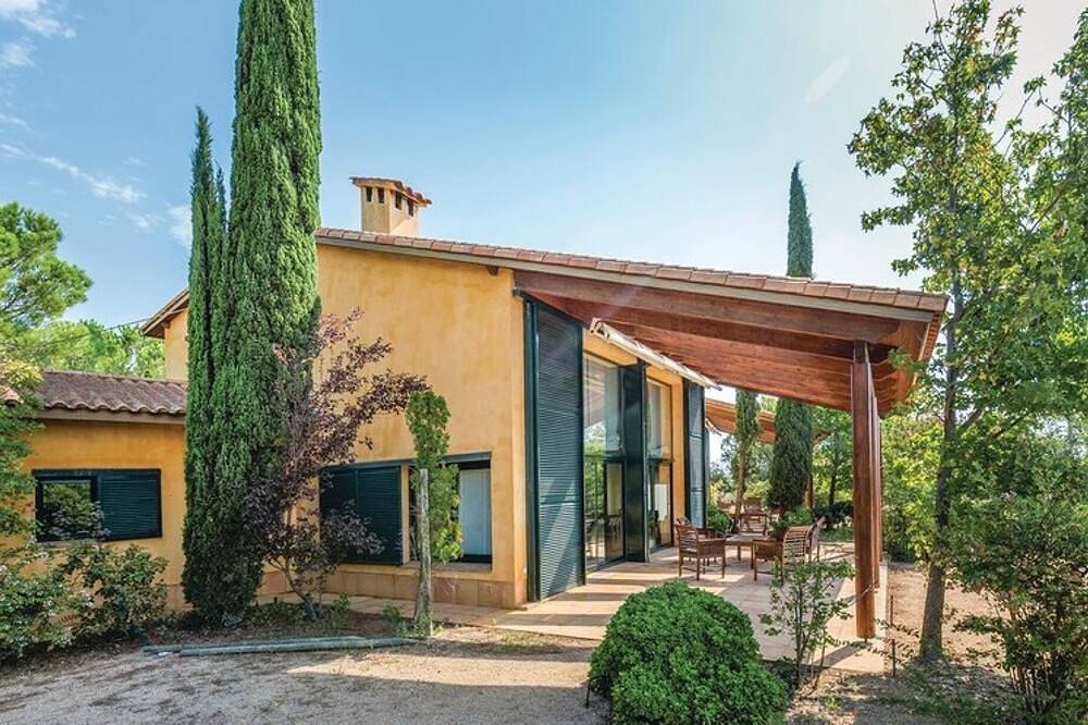 Oliver Conti (House, Capmany) in Capmany, Oberampurien