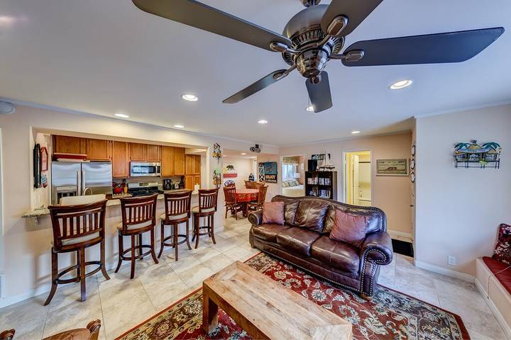 Vacation rental for 6 people, with yard in Mission Beach