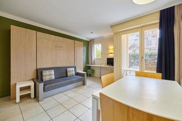 Chambre d’hôte pour 4 personnes, avec vue ainsi que jardin et balcon à Deauville